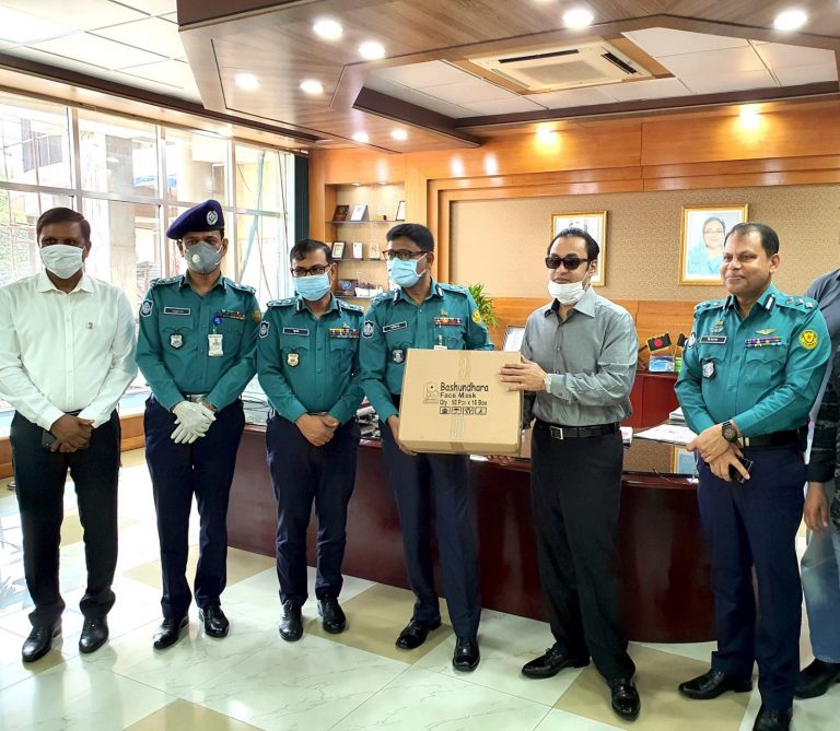 Bashundhara Group Provides 50,000 Masks For DMP