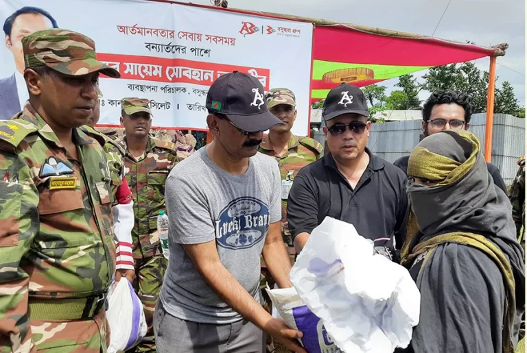 সিলেটে আরও ৮ হাজার প্যাকেট ত্রাণ দিল বসুন্ধরা গ্রুপ